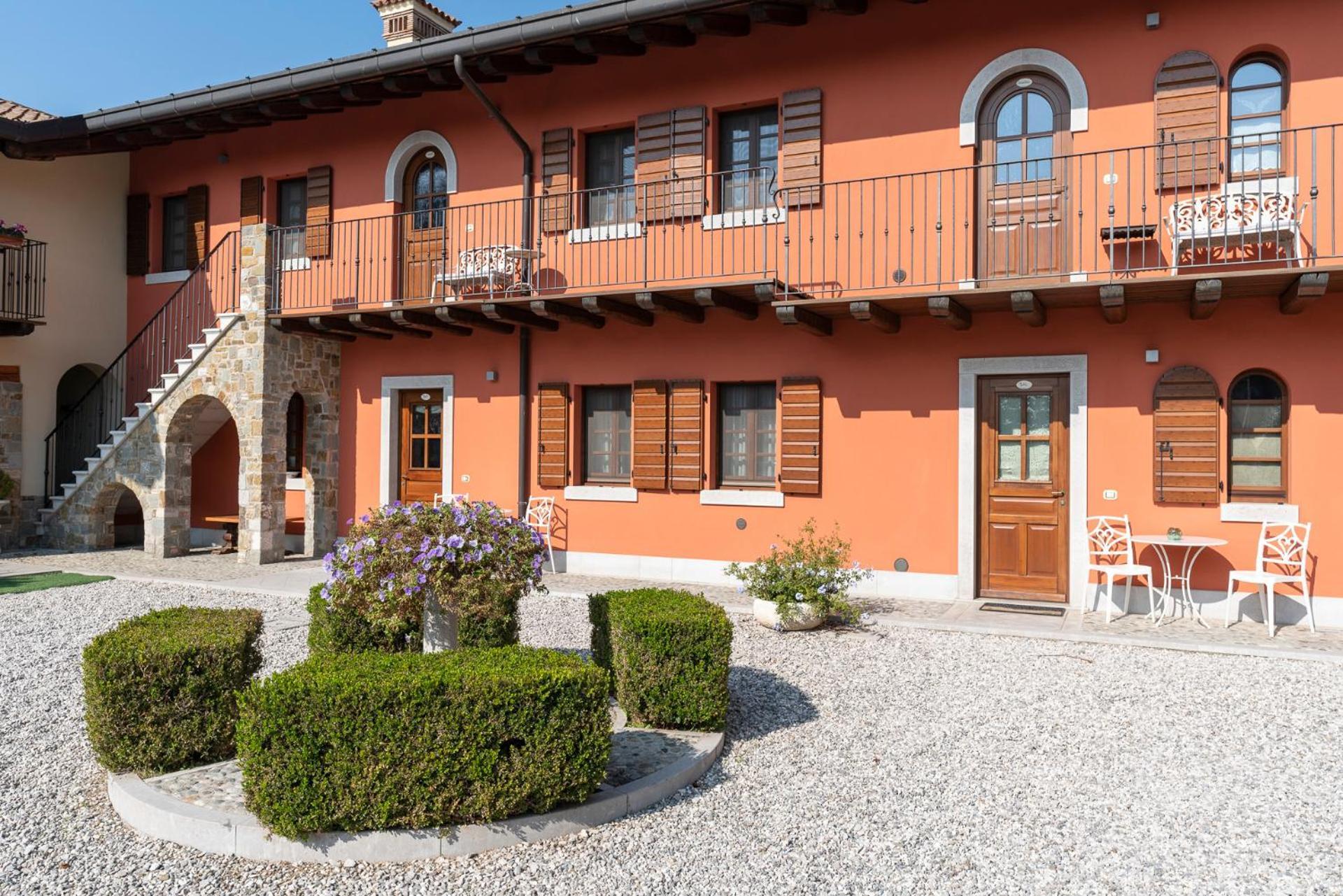 Wine Resort Luisa Mariano del Friuli Екстер'єр фото